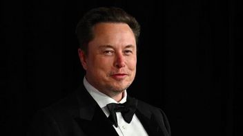 Thousands Of Scientists Ask Elon Musk's Membership To Be Removed From Britain's Royal Society