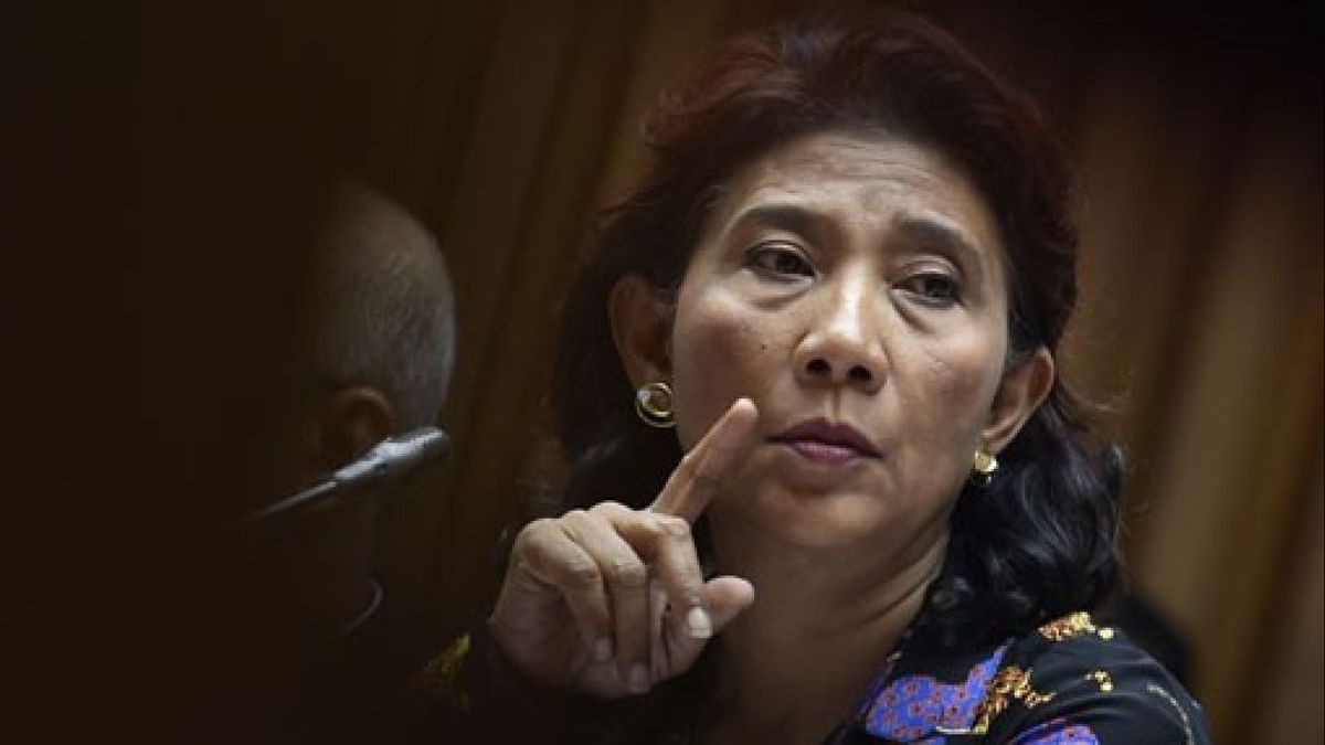 Menteri KKP Susi Pudjiastuti Dapat Gelar Kehormatan Warga Adat Enggano dalam Memori Hari Ini, 18 Agustus 2016