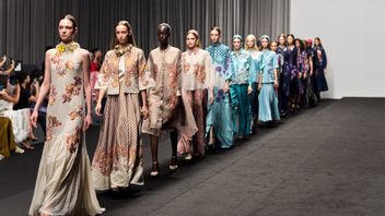 Tunjukkan Eksistensi Fashion Global, Benang Jarum di Dubai Fashion Week S/S26