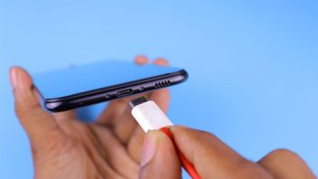 급증하는 휴대폰 배터리에 대처하는 6가지 방법 