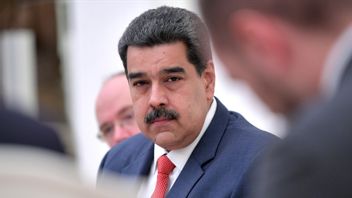 委内瑞拉总统马杜罗批评英国驻盖亚纳战舰