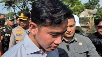 زار نائب الرئيس جبران المناطق المتضررة من الفيضانات في بالانغان وبانجر