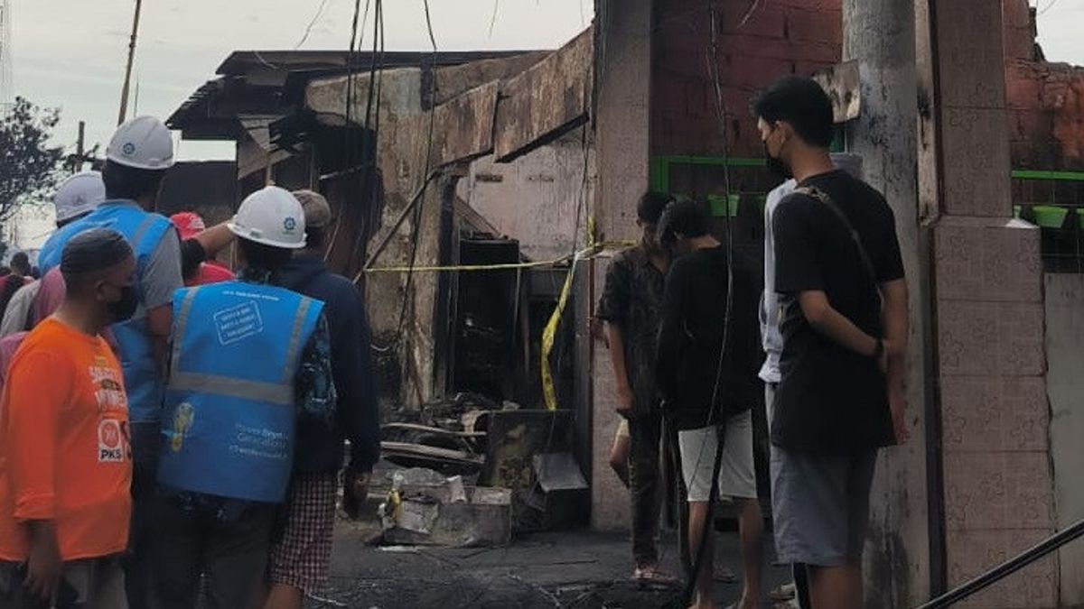 Handling The Impact Of The Plumpang Depo Fire, PLN Deploys 100 Officers To Restore Electricity