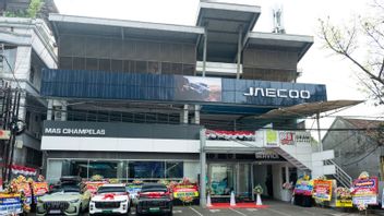 jaeck en Indonésie : L'expansion de JAECE en Indonésie, l'ouverture de nouveaux concessionnaires à Bandung avec le concept 3S