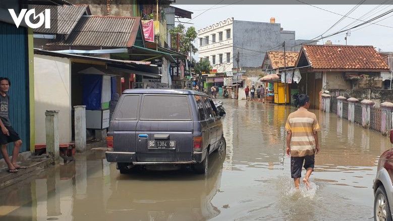 Pemkot Palembang Bongkar Bangunan Di Atas Saluran Air Yang Bikin Banjir