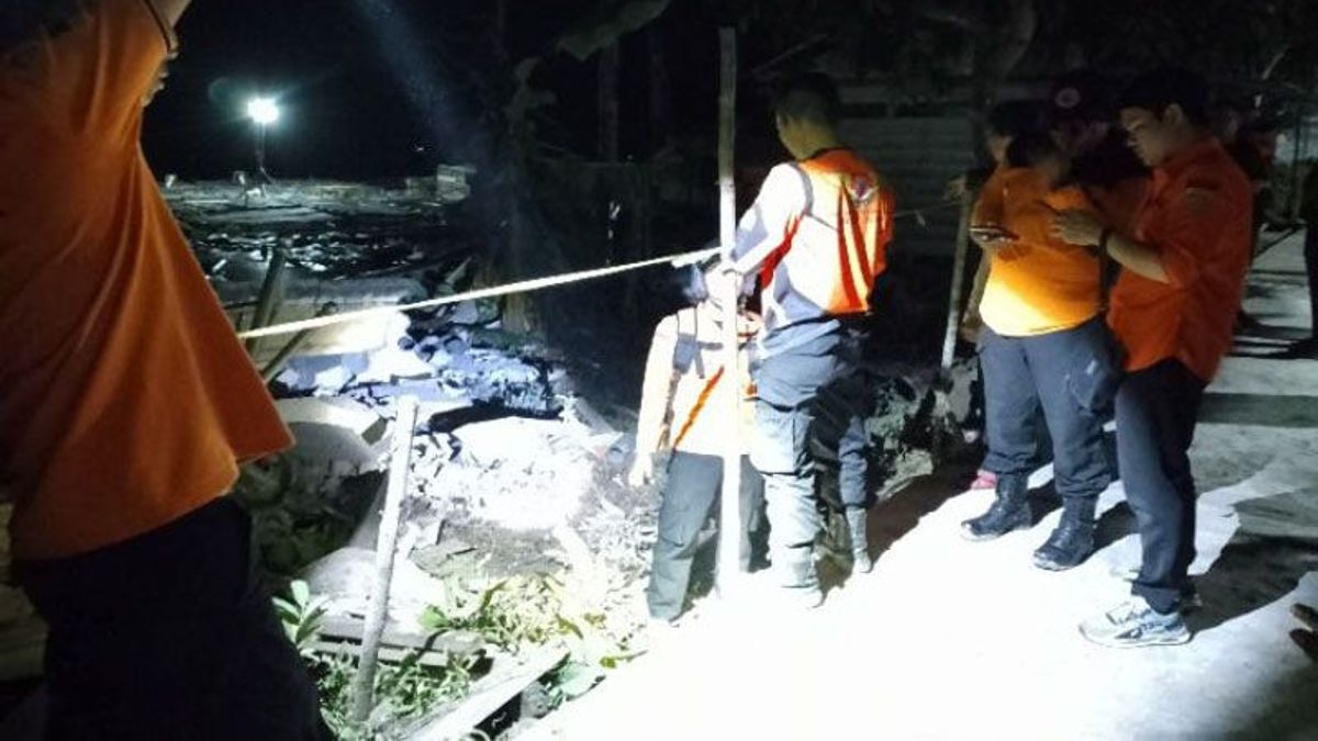 One House Reportedly Collapsed By Abrasion Of The Barito River