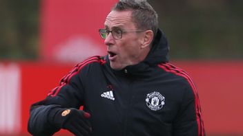 MU Knocked Out By Championship Team In FA Cup, Rangnick Confused And Disappointed