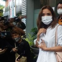 Polisi Tetapkan Gisel dan Pemeran Pria di Video Mesum Jadi Tersangka
