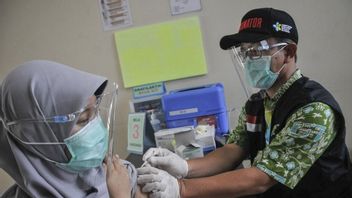 Le Président Jokowi Ouvre Des Options Pour Le Vaccin Astrazeneca Envoyé Spécifiquement Pour Une Province