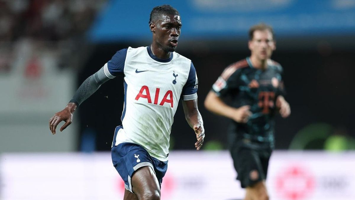 Ketahuan Pakai 'Gas Tawa', Yves Bissouma Diskors Tottenham