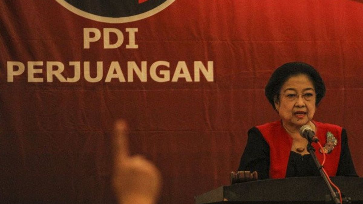 Sempat Sapa Ganjar Pranowo Momen Tali Asih Kader Partai, Megawati Bicara Teguran Hingga Pemecatan 
