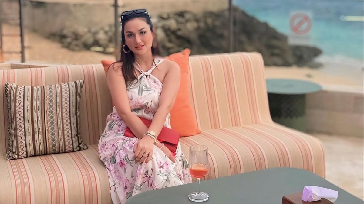 Tengku Dewi Ungkap Kehidupan Baru di Bali Lebih Damai dan Fokus
