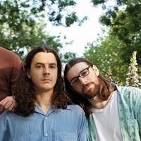 Peach Pit 和 XG 加入 列入 我们 节日 2024