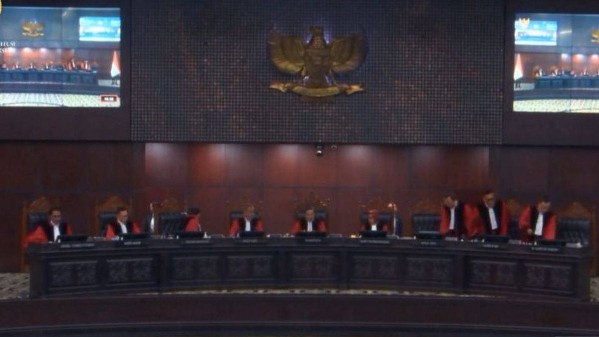 MK Cecar Operator Seluler terkait Polemik Kuota Internet Hangus