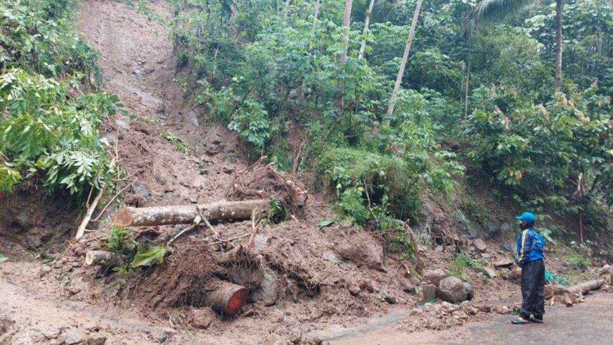 Longsor Melanda 3 Kecamatan, Pemkab Kulon Progo Tetapkan Status Tanggap Darurat Penanganan Bencana Hidrometeorologi