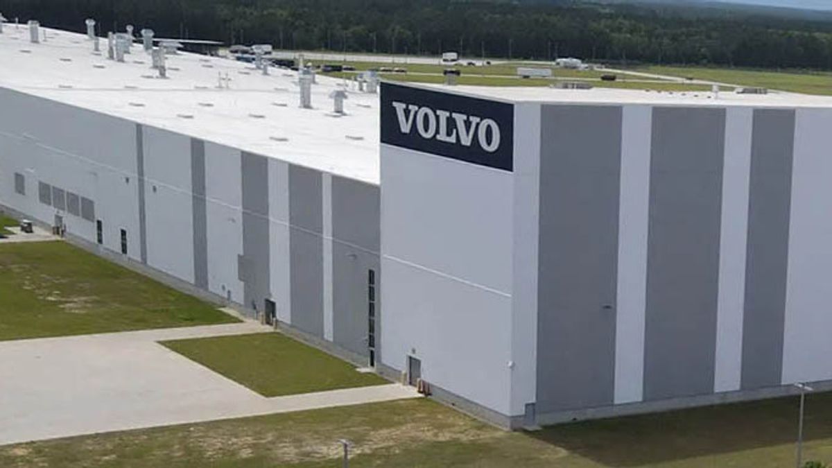As A Result Of Trump's Import Tariff, Volvo Group Lays Off 800 Workers In The US