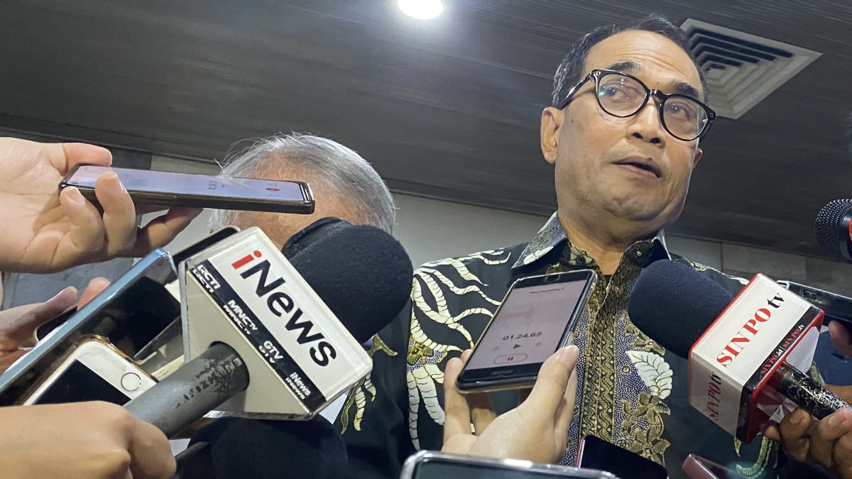 Jokowi는 Long Eid 귀향 혼잡을 강조합니다. 교통부 장관: 이것은 우리에게 교훈입니다