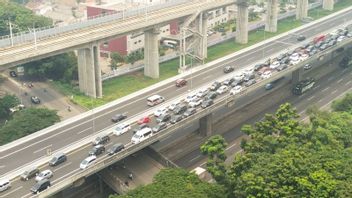 MBZの空中道路でのムディクの流れ、ジャサマルガはルートの開閉を施行