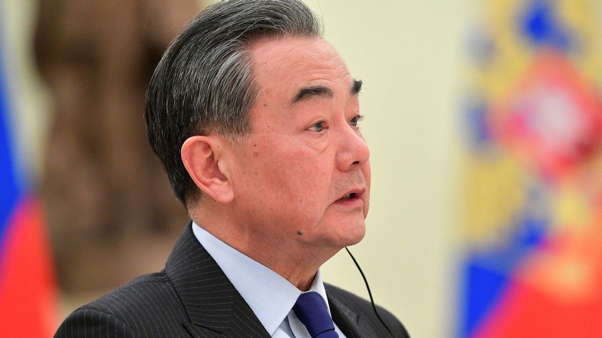Foreign Minister Wang Yi Says World Must Support Transition In Afghanistan, Taliban Says China Can Contribute