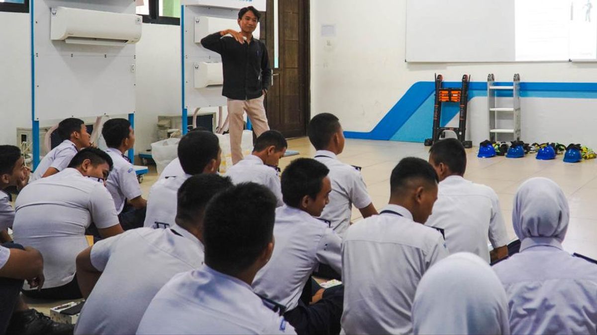 SMK学生の労働安全衛生と環境持続可能性に対する意識の向上