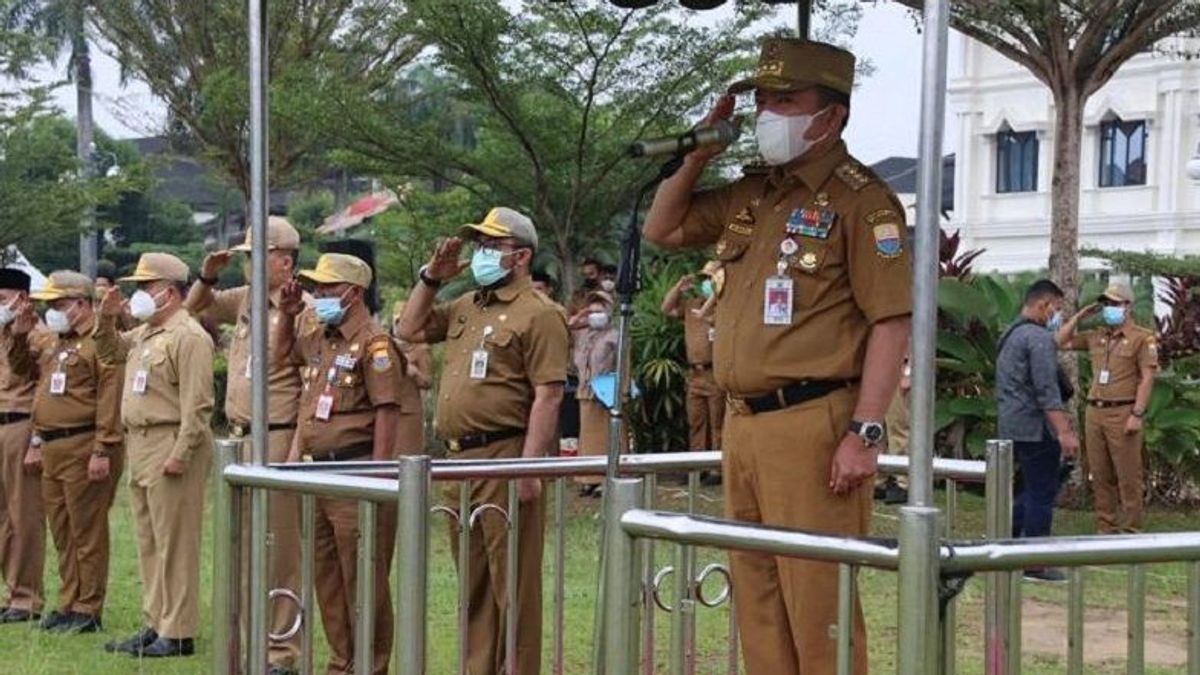 Gubernur Jambi Ingatkan Standar Cara Berpakaian ASN: Baju Masuk ke Dalam, Pakai ID Card