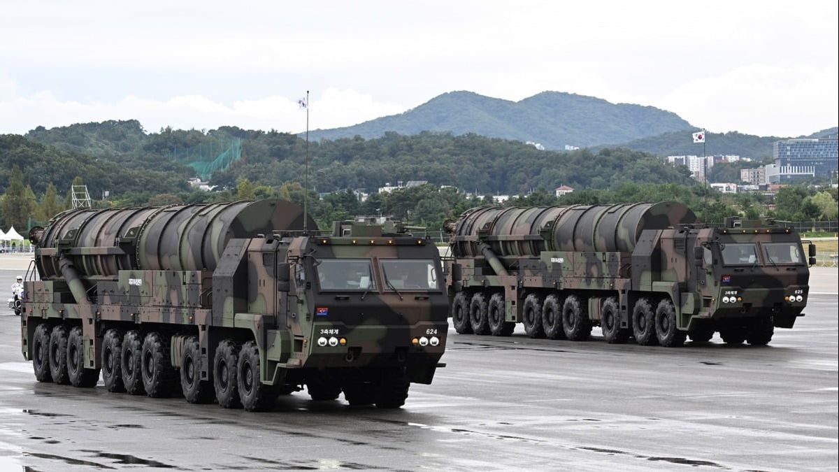 Corée du Sud déploie des missiles Hyunmoo-V monstres à l'unité de première ligne