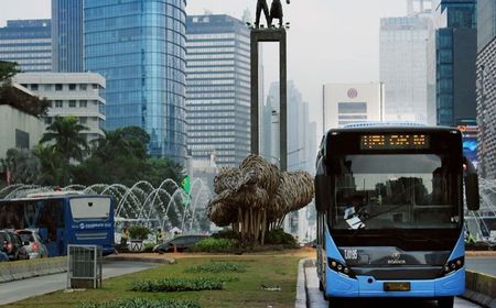 Menko PMK Dorong Anak Buahnya Pakai Transportasi Umum ke Kantor