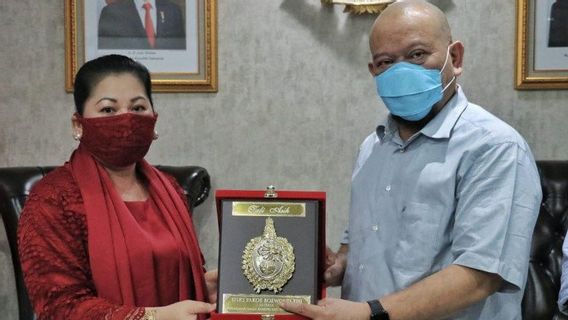 Koleksi Ratusan Keris Pusaka, LaNyalla Dapat Gelar Pangeran Hardonagoro