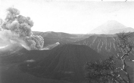 Gunung Semeru: Tempat Bersemayamnya Para Dewa