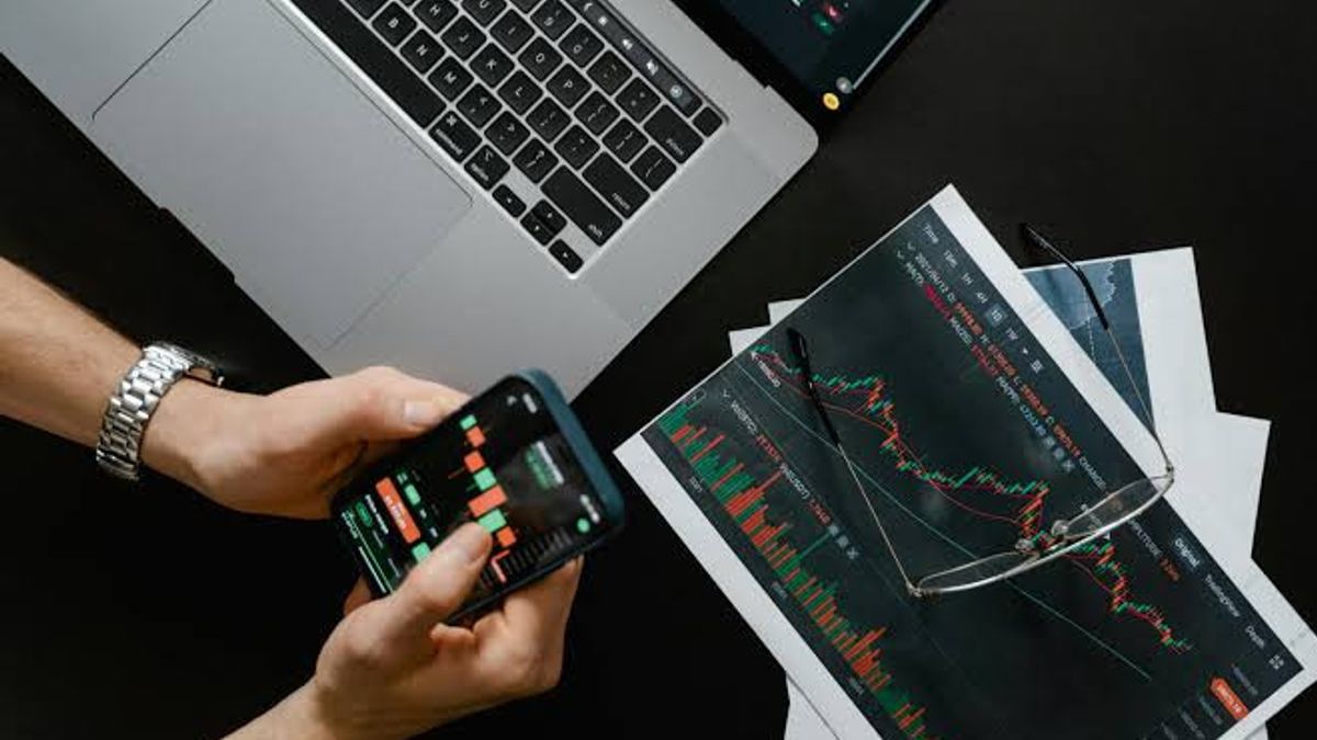Apa Arti Trading Forex Saat Mata Uang Indonesia Menghadapi Tekanan Global