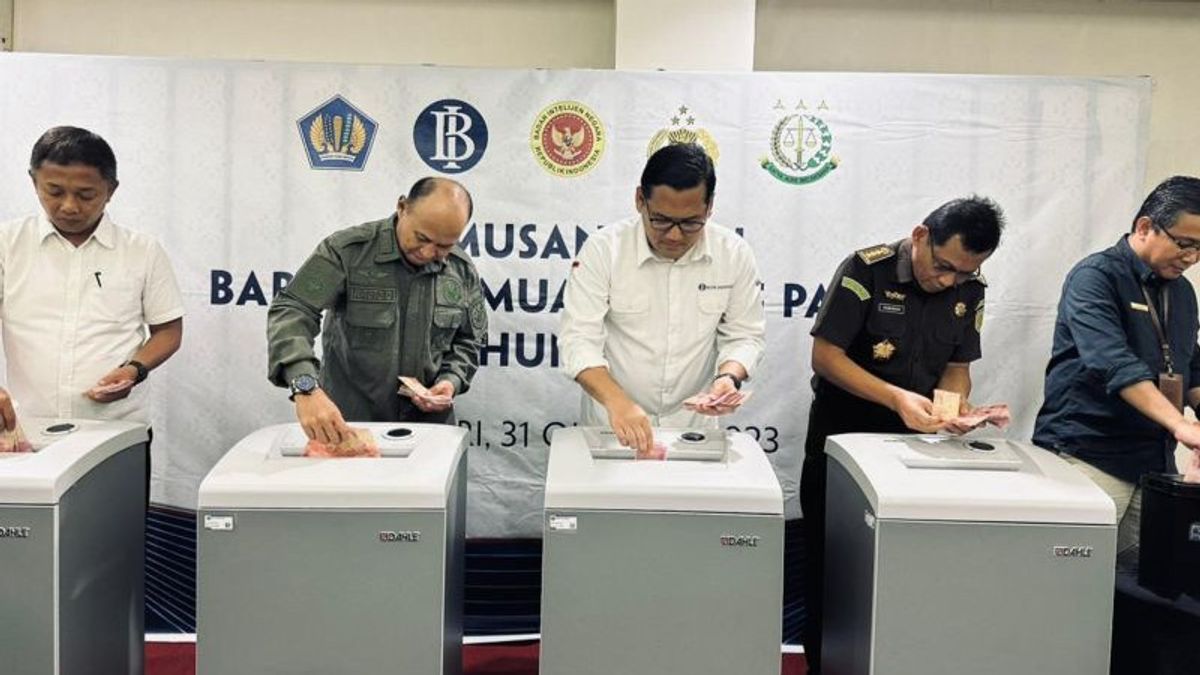 Destroying 1,293 Fake Money Sheets In Southeast Sulawesi, BI Predicts Its Cases Will Increase Ahead Of The 2024 General Election