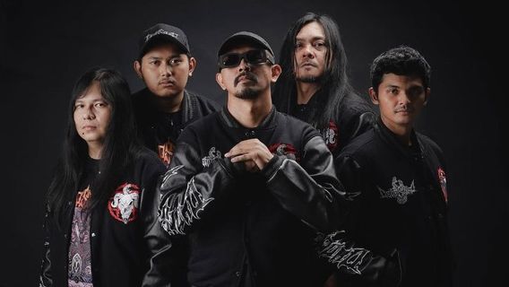 Vicky Mono Back to Burgerkill, Deadsquad Announces Awan Graham as New Vocalist