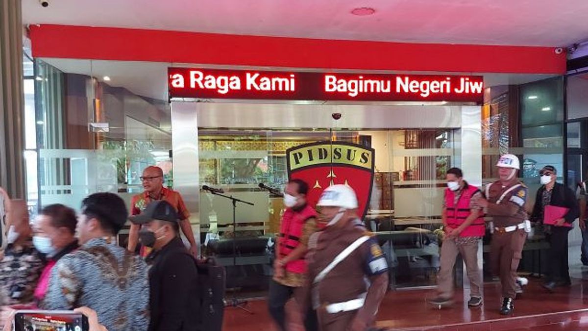 Kejagung fixe 6 suspects de corruption du projet de ligne de train de Besitang-Langsa d’une valeur de 1,3 billion de roupies