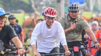 Saat Presiden Jokowi Dihampiri Massa di Bundaran HI: “Aku Pikir Pada Foto Sama TJ”