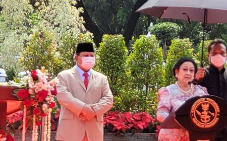 Bersama Prabowo, Megawati Resmikan Patung Bung Karno di Kementerian Pertahanan