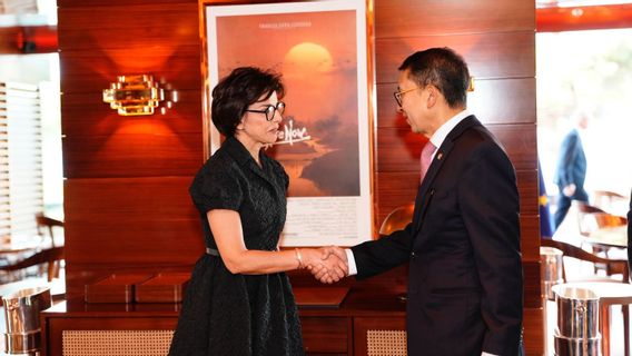 Bertemu Menteri Kebudayaan Prancis, Menbud Fadli Zon Terima Apresiasi Keberagaman Indonesia di Festival Film Cannes