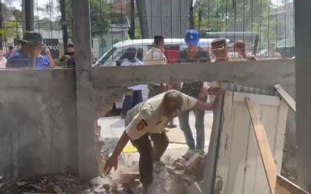 Jebol Pagar RTH Tanah Mas Tanpa Izin, Pejabat Kelurahan Kayu Putih Dilaporkan ke Polda Metro Jaya