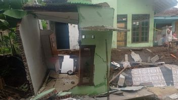 5 Houses In Lebak Were Heavily Damaged By Ground Movement