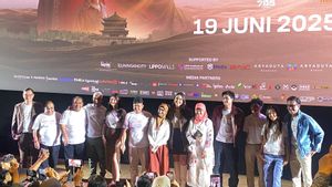 Baskara Mahendra Gugup Dialog Bahasa Mandarin demi Film <i>Assalamualaikum Beijing 2</i>