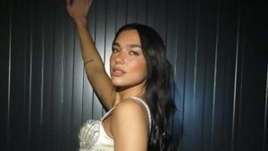 Dua Lipa Luruskan Kabar Pecat Agen yang Berusaha Coret Kneecap dari Glastonbury