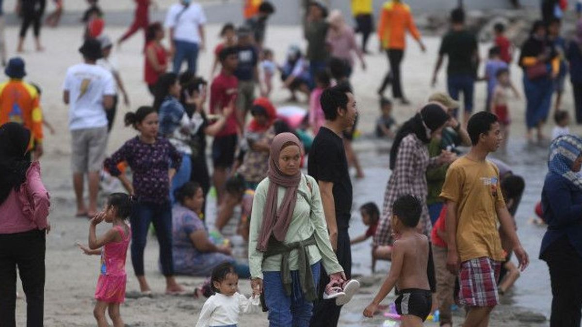 Pantas Saja Susah Cari Parkir di Ancol, Pengunjung yang Datang Diperkirakan Tembus 55 Ribu Orang