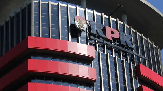 KPK Periksa Sekjen Kemensos Hartono untuk Juliari Batubara