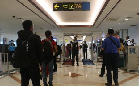 Libur Natal dan Tahun Baru, Ribuan Orang Bepergian melalui Bandara Juanda Surabaya dan Kualanamu Medan