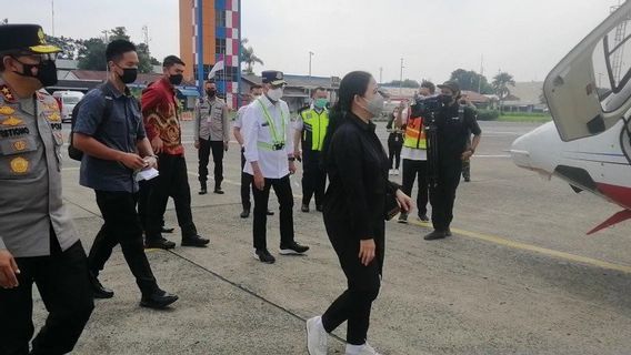 Ministre Des Transports, Président De La Chambre Des Représentants, Police De La Circulation Monitor Trans Java Toll Road By Helicopter