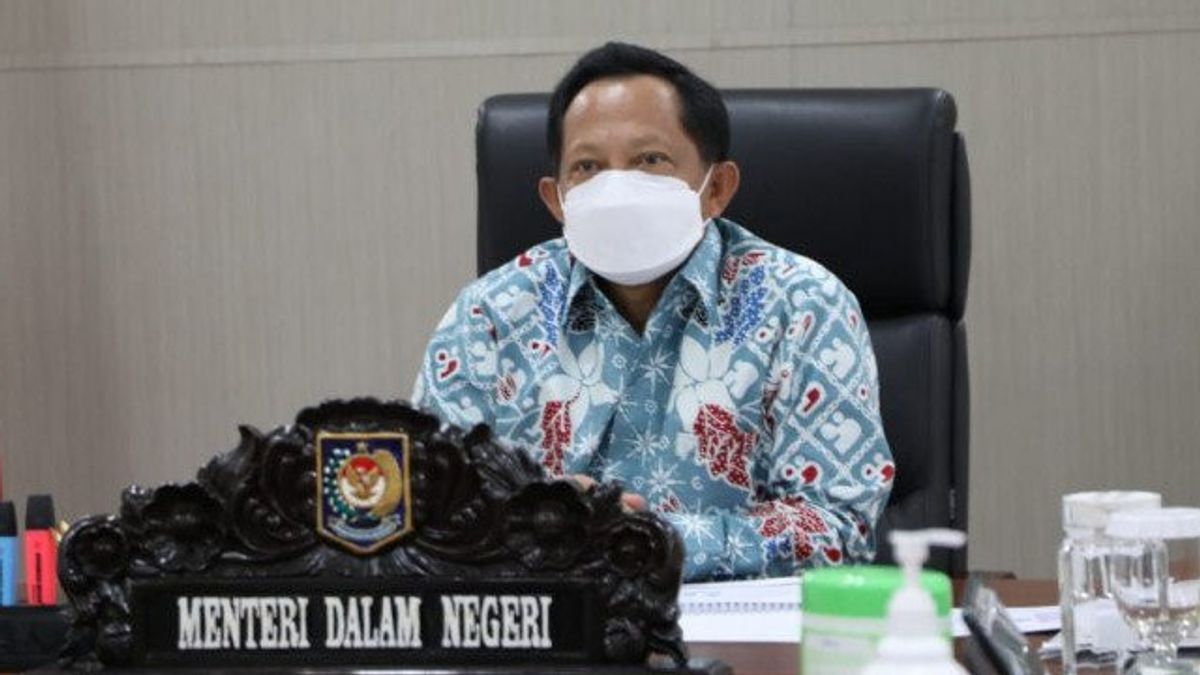 Message Du Ministre Tito à Bekasi : Maximiser Les Citoyens Touchés Par Bansos