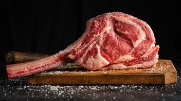 ما هو Dry Aging على Steak Premium؟ يجعل السعر باهظ الثمن