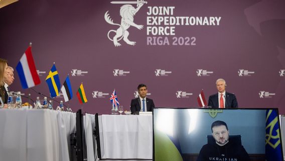 Presiden Zelensky Minta Tank, Pertahanan Udara hingga Jet Tempur Kepada PM Rishi Sunak dan Aliansi Pimpinan Inggris