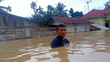 洪水で避難したアチェ・タミアンの住民23,380人