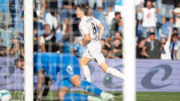 McTominay dan De Bruyne Langsung Cetak Gol Saat Napoli Kalahkan Sassuolo