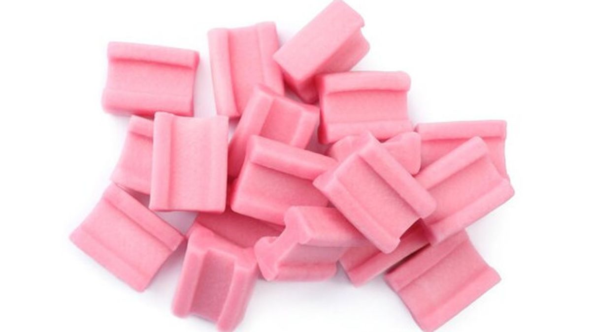 Penelitian Ungkap Kebiasaan Makan Permen Karet Picu Mikroplastik Masuk ke Tubuh